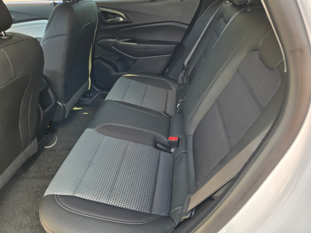 Used 2026 Chevrolet Trax LT FWD image 16