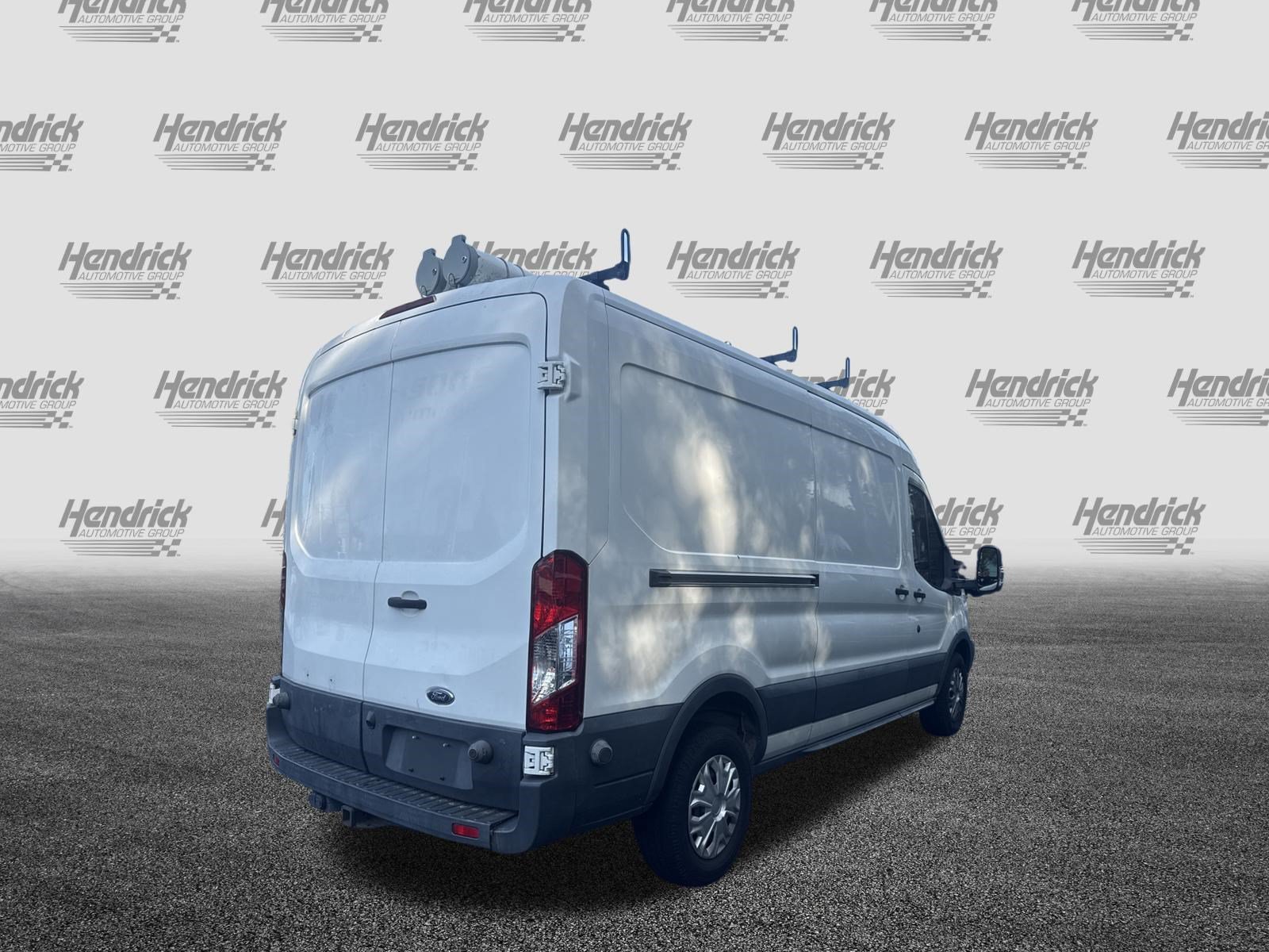 Used 2015 Ford Transit 250 148 Medium Roof w/ Interior Upgrade Package RWD image 10