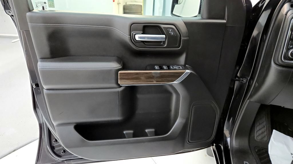 Used 2019 Chevrolet Silverado 1500 LT w/ All-Star Edition AWD/4WD image 21