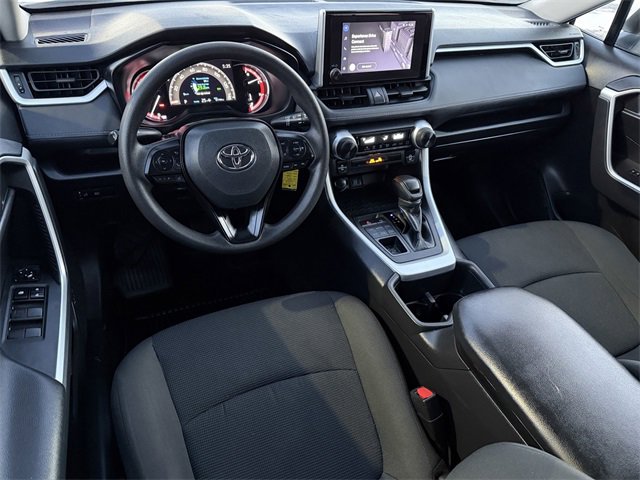 Used 2024 Toyota RAV4 LE image 34