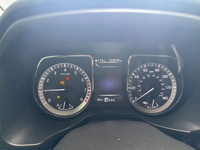 Used 2018 Nissan Titan SV w/ SV Convenience Package image 9