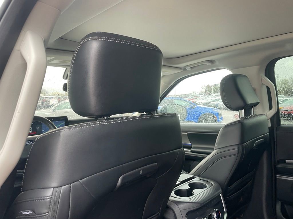 Used 2025 Ford Expedition Max Platinum image 25