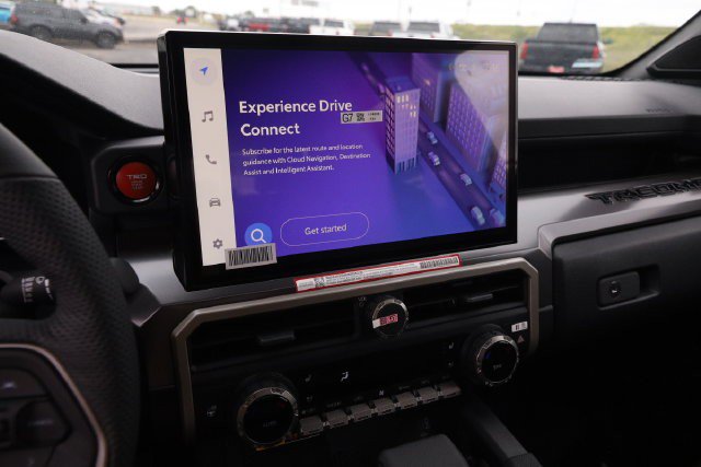 New 2026 Toyota Tacoma TRD Off-Road w/ TRD Off Road Premium Package AWD/4WD image 20