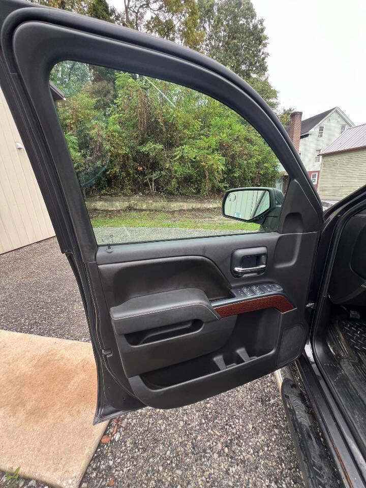 Used 2014 GMC Sierra 1500 SLE w/ SLE Value Package AWD/4WD image 18