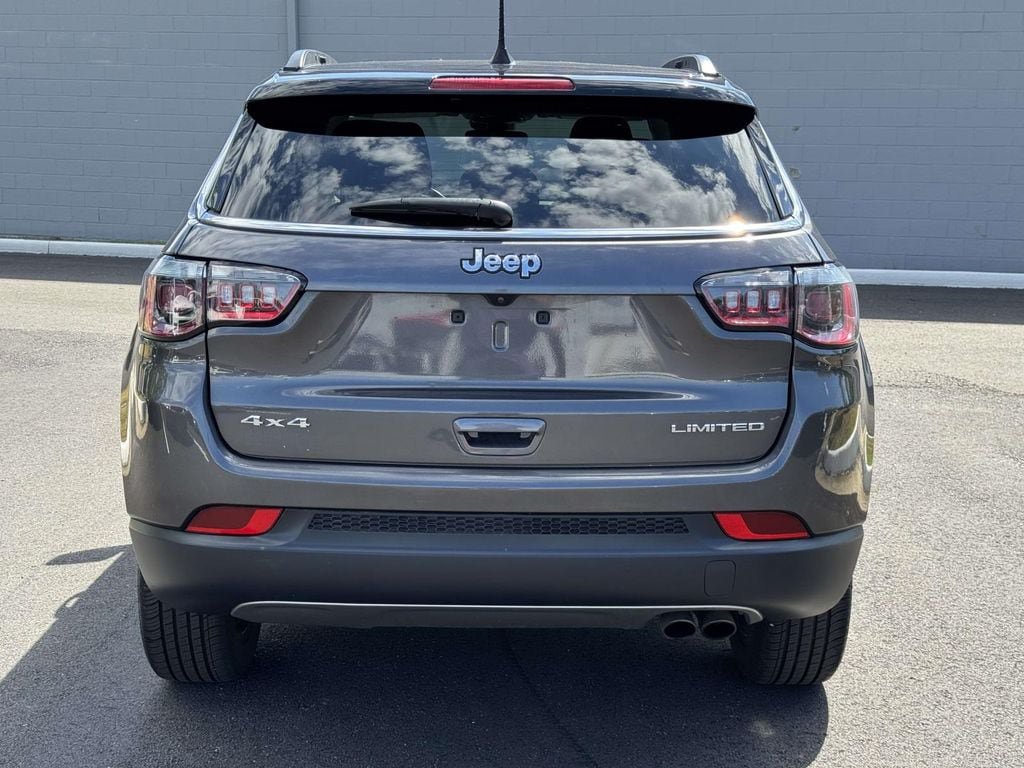 Used 2022 Jeep Compass Limited AWD/4WD image 21