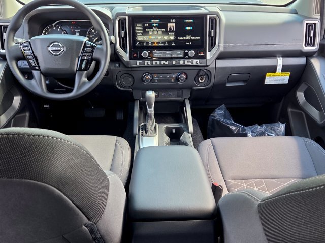 New 2027 Nissan Frontier SV RWD image 8