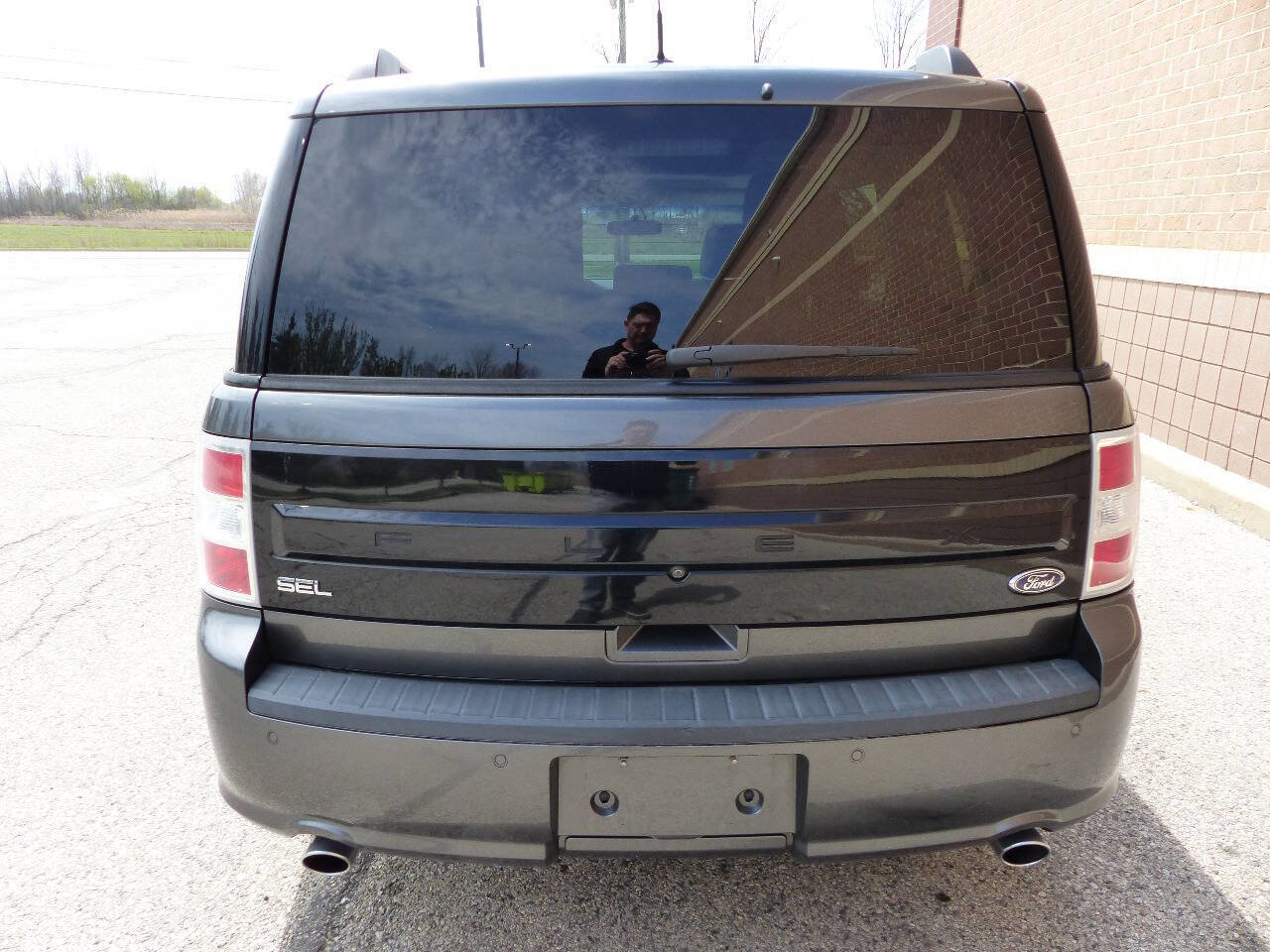 Used 2018 Ford Flex SEL FWD image 9