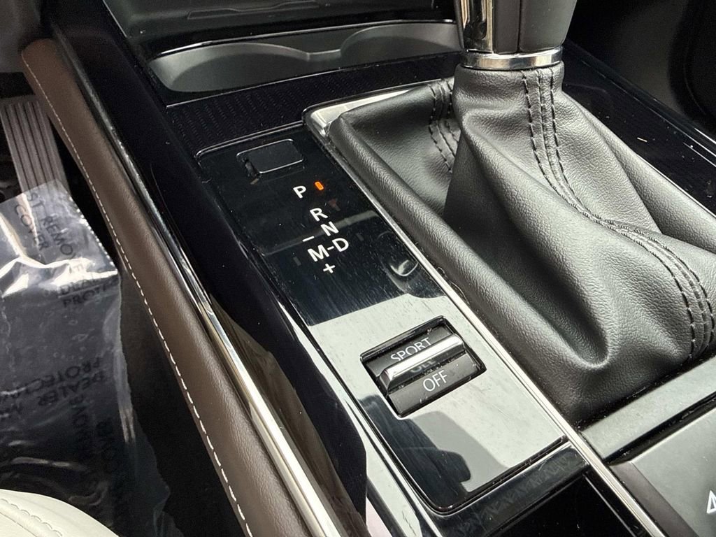 Certified 2025 MAZDA CX-30 2.5 Turbo w/ Premium Package image 39