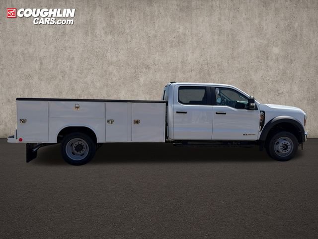 New 2026 Ford F550 4x4 Crew Cab image 9