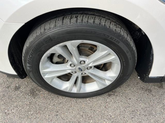 Used 2019 Ford Taurus SEL w/ Equipment Group 201A FWD image 19