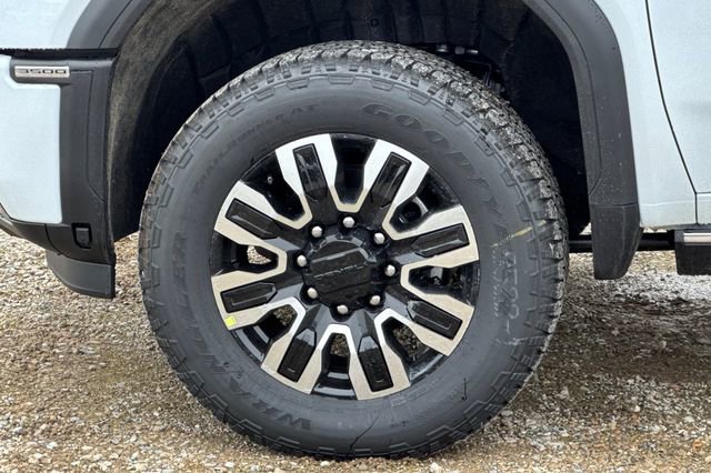 New 2026 GMC Sierra 3500 Denali Ultimate image 32