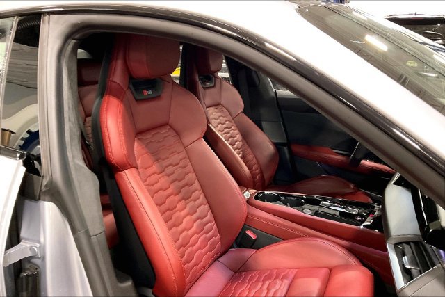 Used 2024 Audi RS e-tron GT w/ Carbon Performance Package AWD/4WD image 7