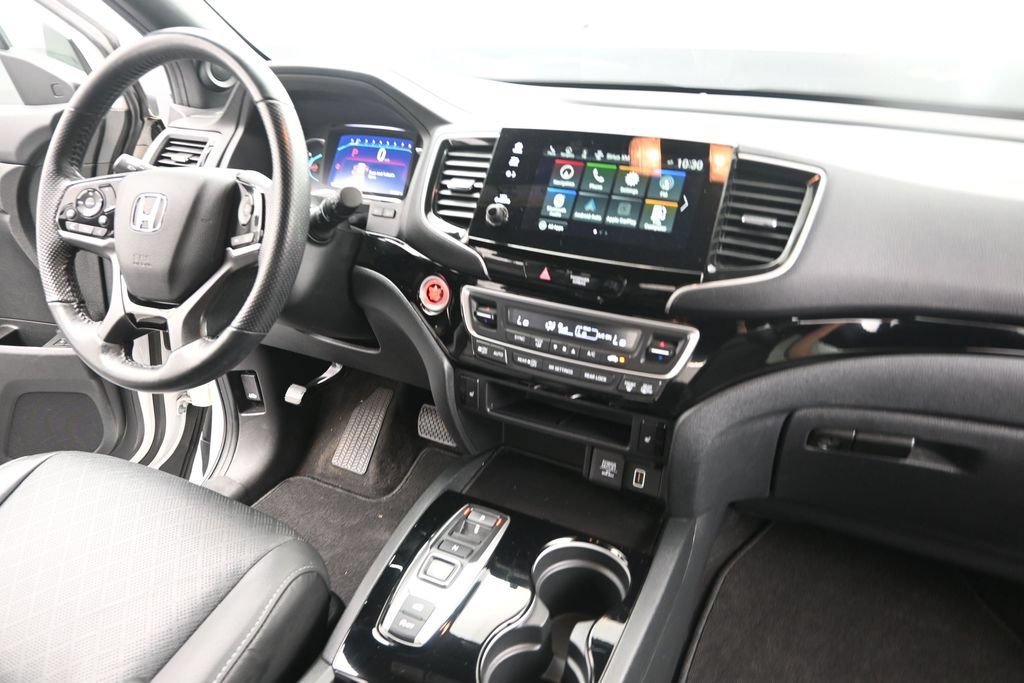 Used 2020 Honda Passport Touring image 30