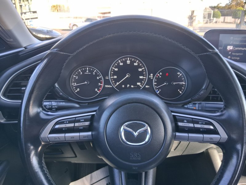 Used 2021 MAZDA MAZDA3 s FWD image 11