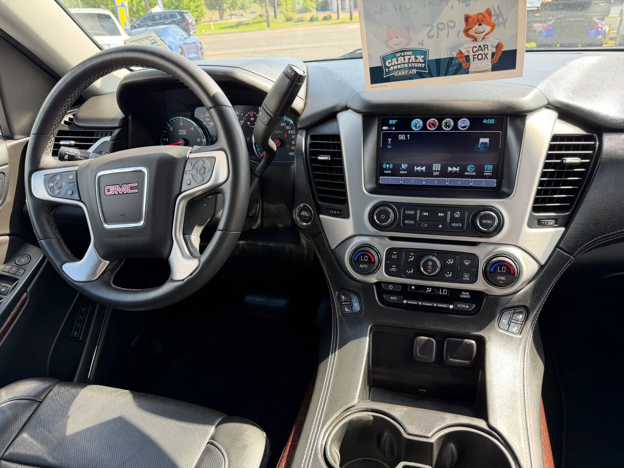 Used 2017 GMC Yukon SLT RWD image 16