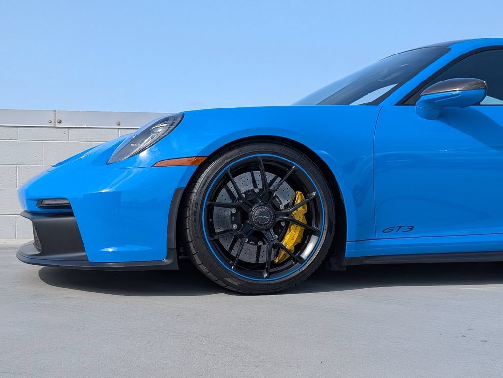 Certified 2022 Porsche 911 GT3 RWD image 9