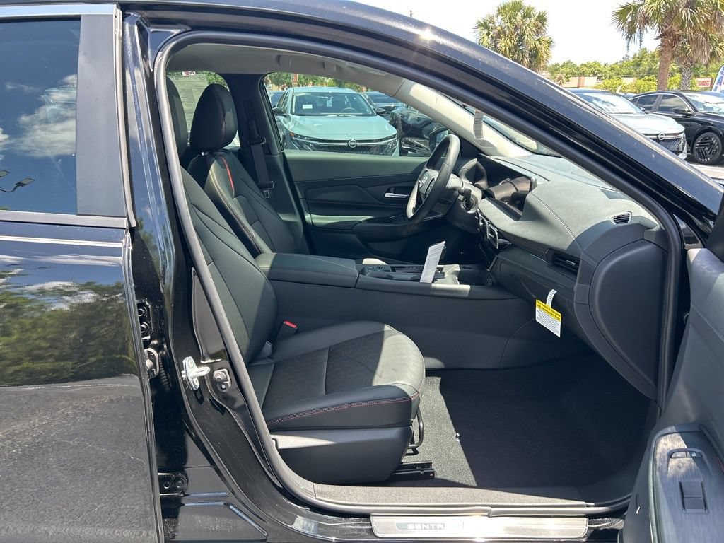 New 2026 Nissan Sentra SR w/ SR Premium Package FWD image 43