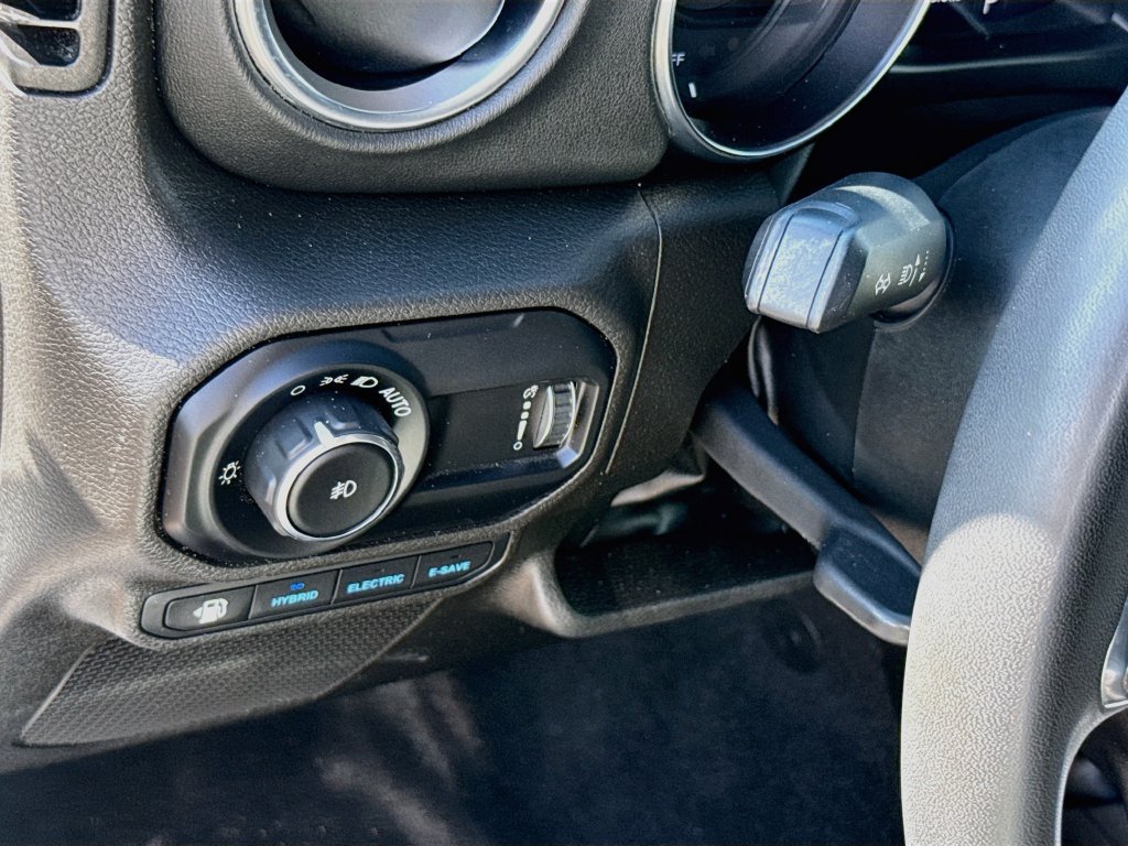 Certified 2023 Jeep Wrangler Unlimited Sahara w/ Cold Weather Group AWD/4WD image 11