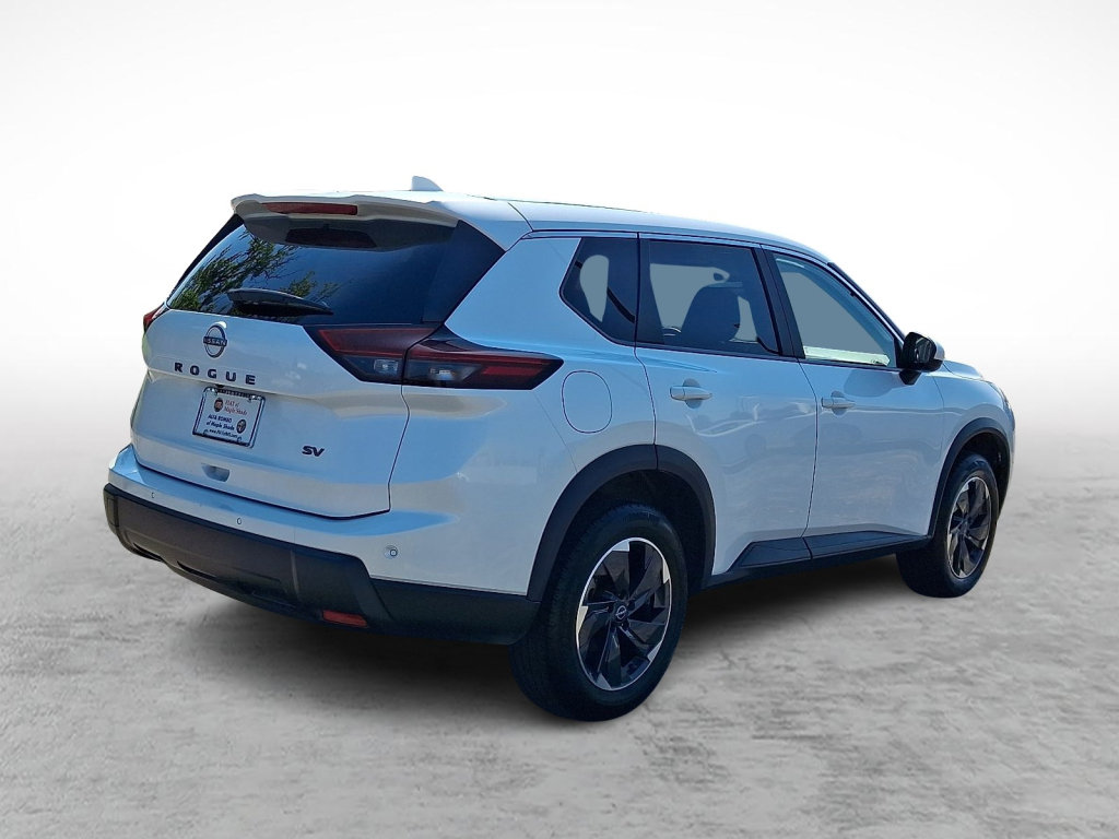 Used 2024 Nissan Rogue SV FWD image 5