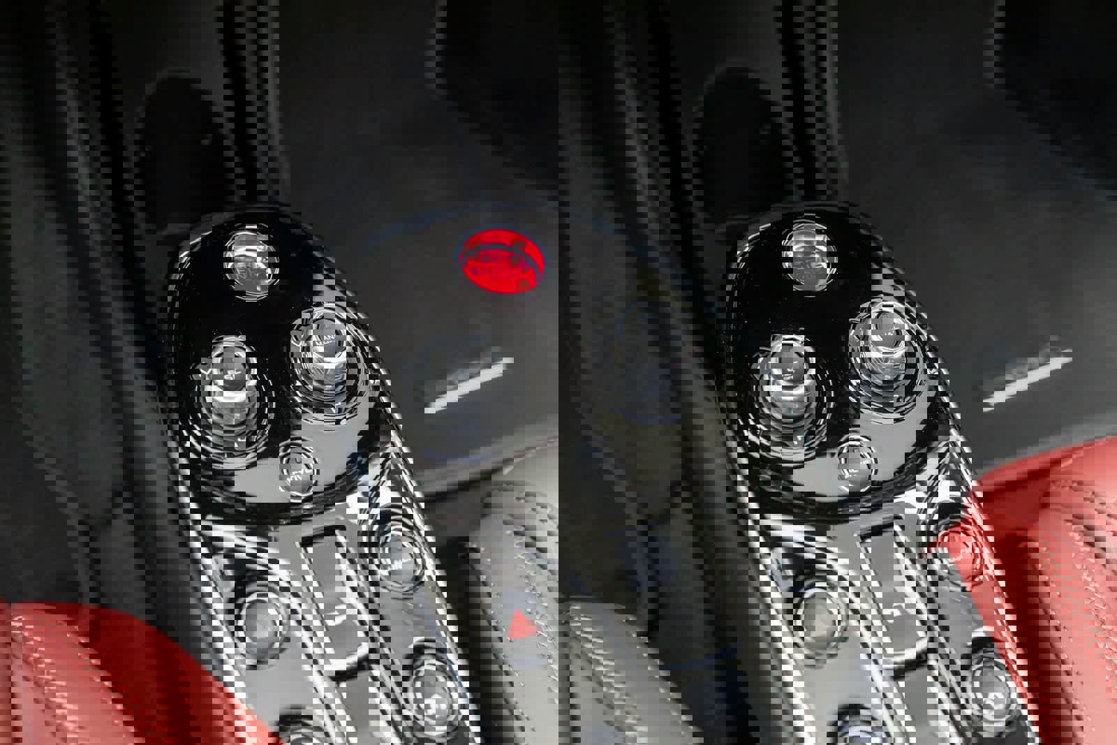 New 2025 McLaren GTS image 31