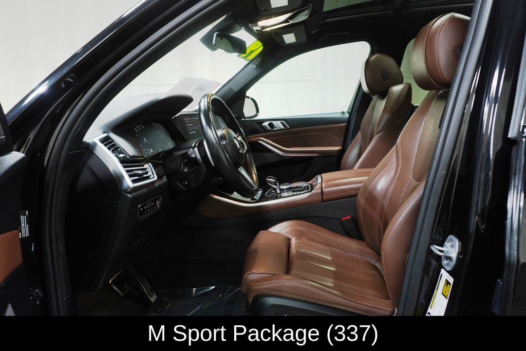 Used 2019 BMW X5 xDrive40i w/ M Sport Package AWD/4WD image 2