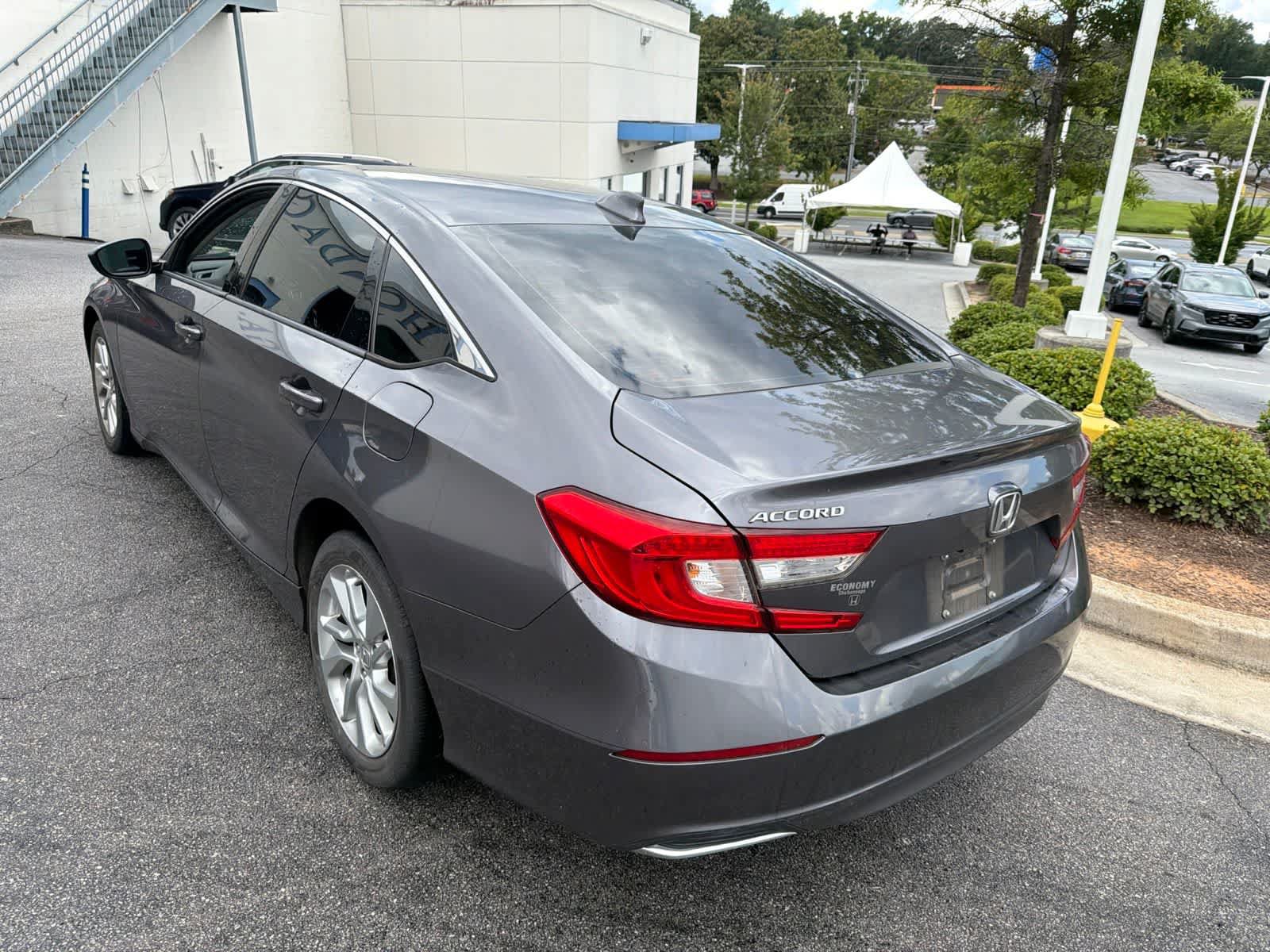 Used 2019 Honda Accord LX image 9