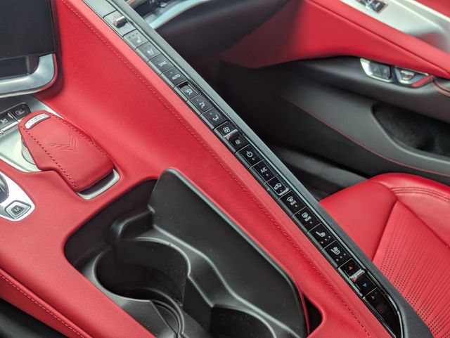 Used 2022 Chevrolet Corvette Stingray Preferred Cpe w/ Z51 Performance Package RWD image 23