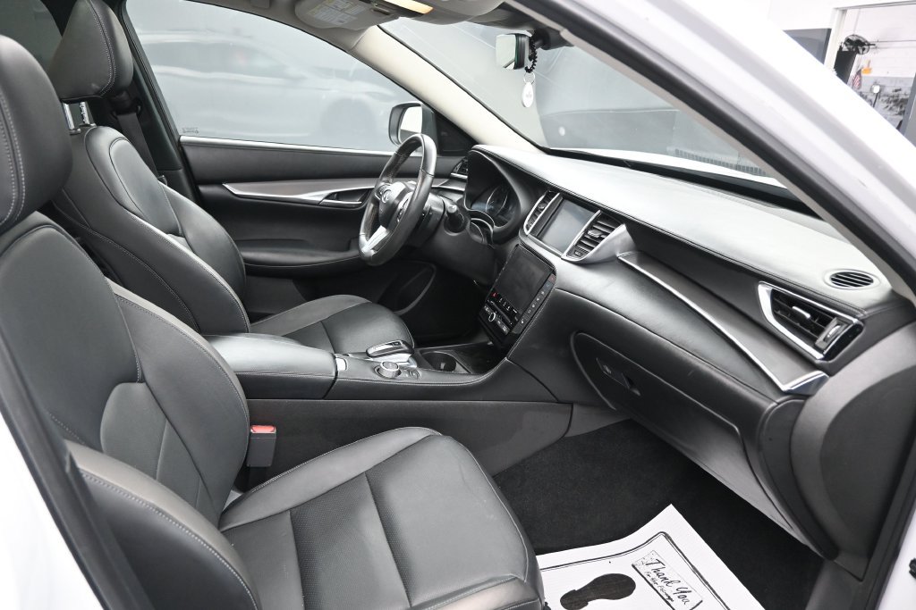 Used 2023 INFINITI QX50 Luxe FWD image 28