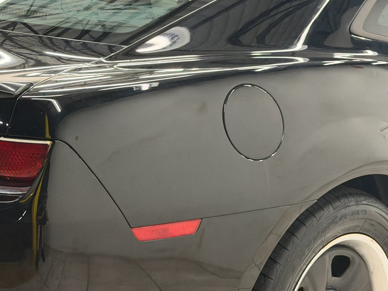 Used 2013 Chevrolet Camaro LS RWD image 16