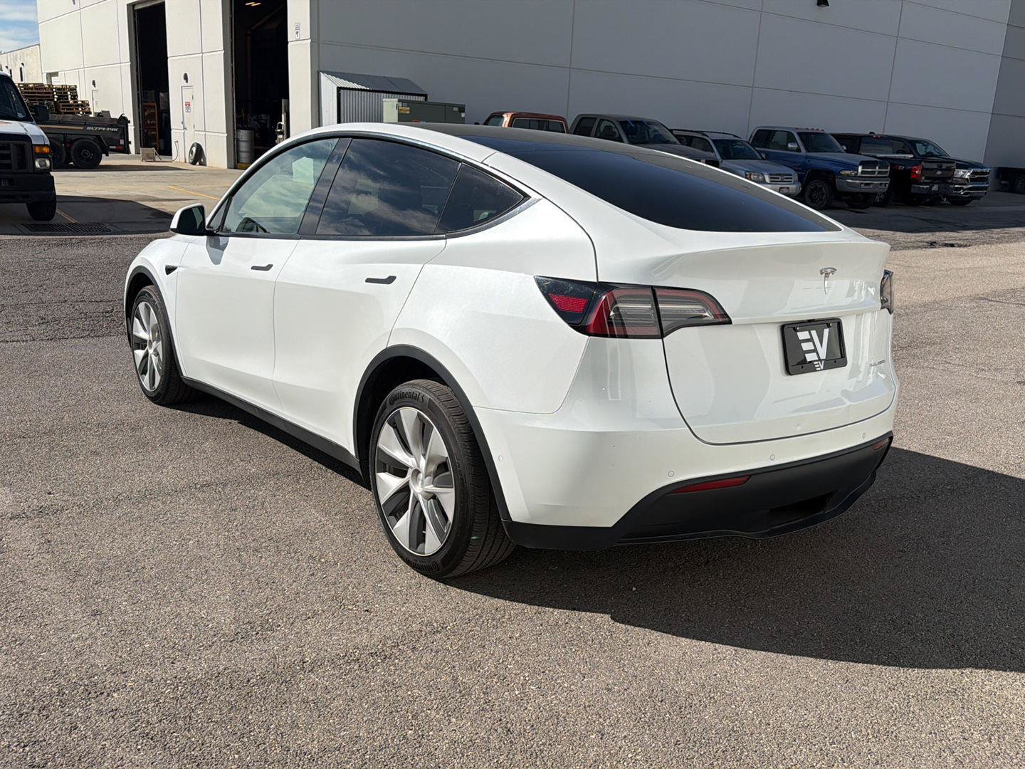 Used 2021 Tesla Model Y Long Range AWD/4WD image 5