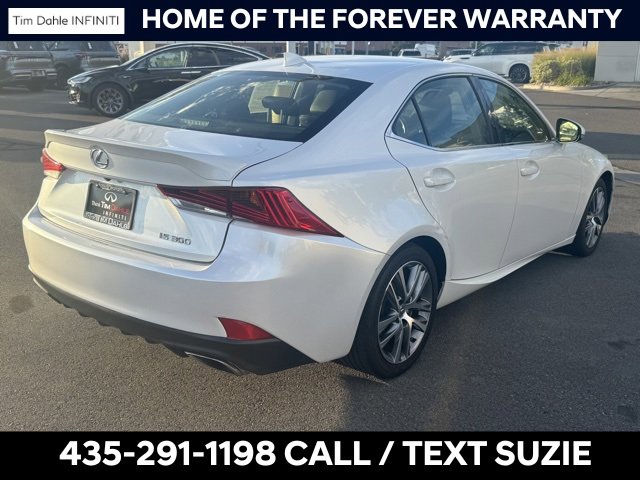 Used 2020 Lexus IS 300 image 9