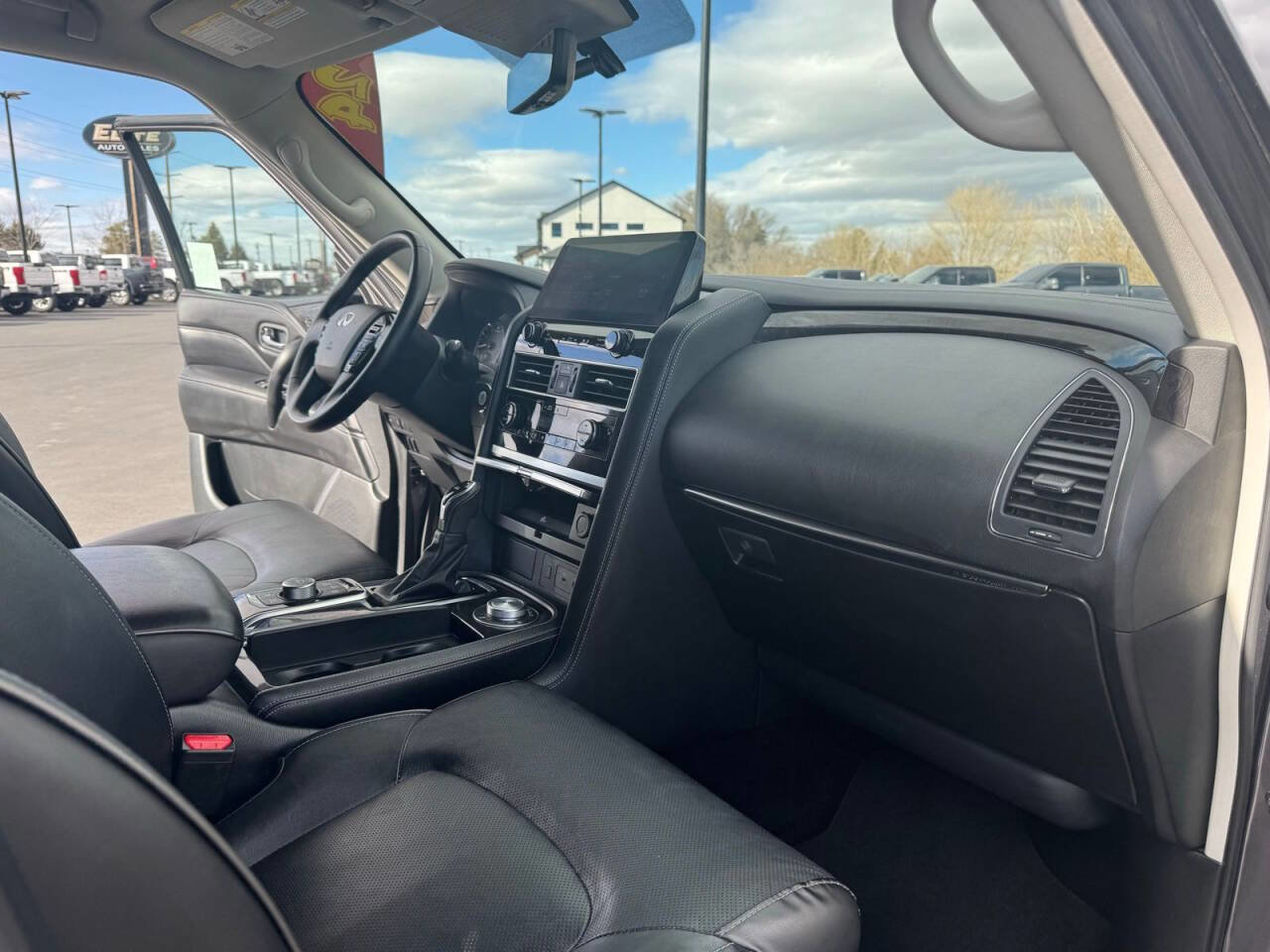 Used 2024 INFINITI QX80 Luxe image 41