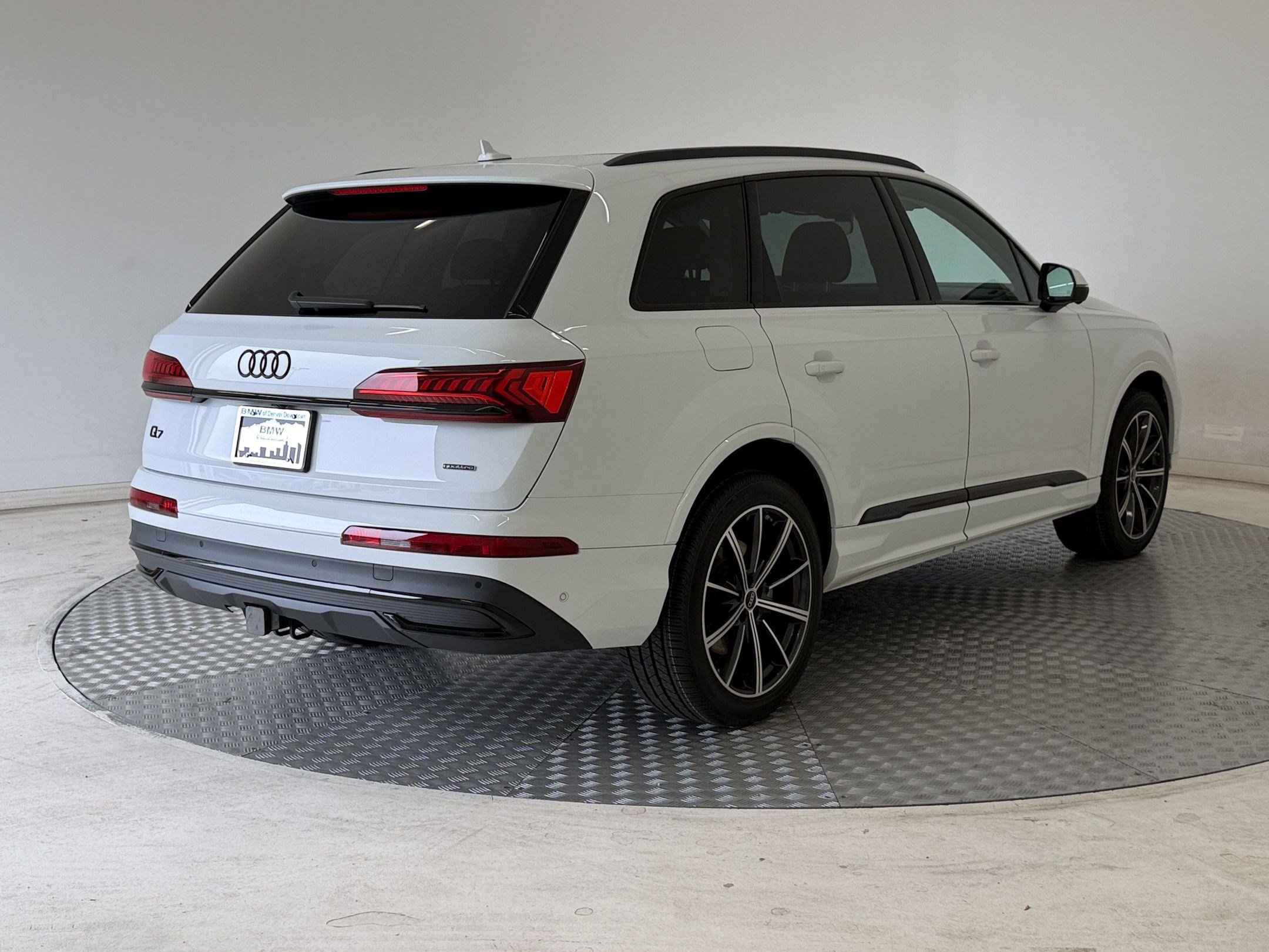 Used 2023 Audi Q7 3.0T Premium Plus AWD/4WD image 9
