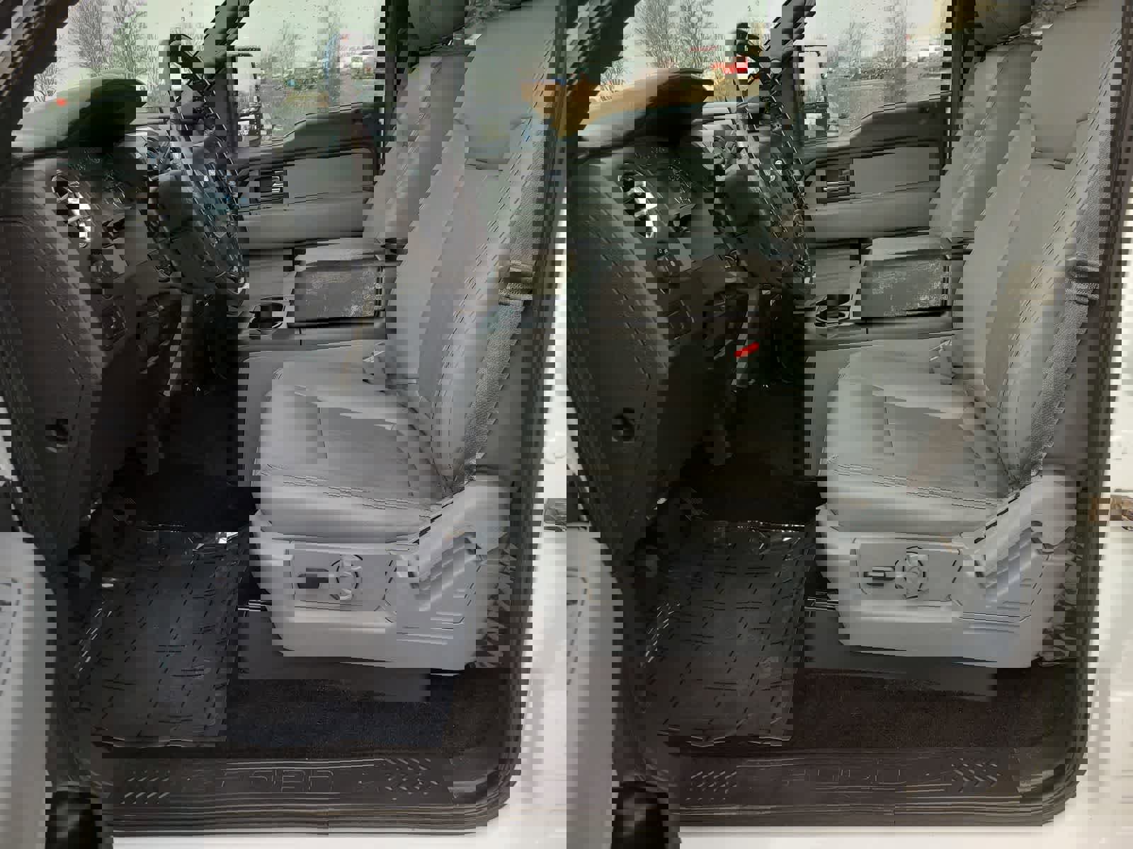 Used 2014 Ford F150 XLT w/ Equipment Group 302A Luxury image 19