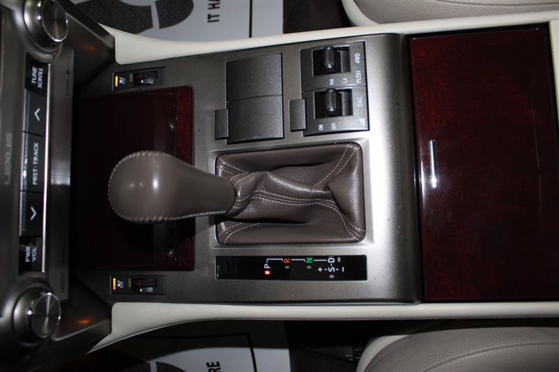 Used 2015 Lexus GX 460 w/ Premium Package AWD/4WD image 23