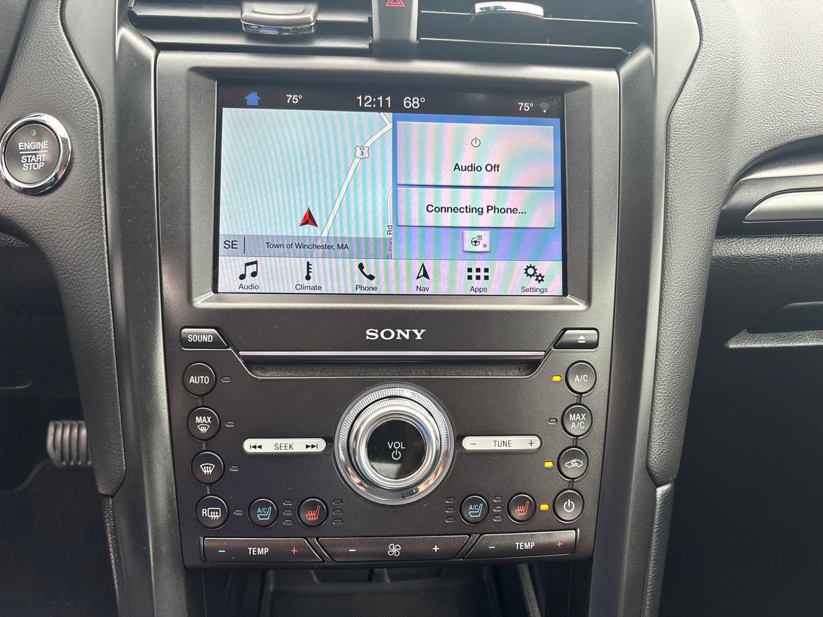 Used 2019 Ford Fusion Energi Titanium FWD image 21