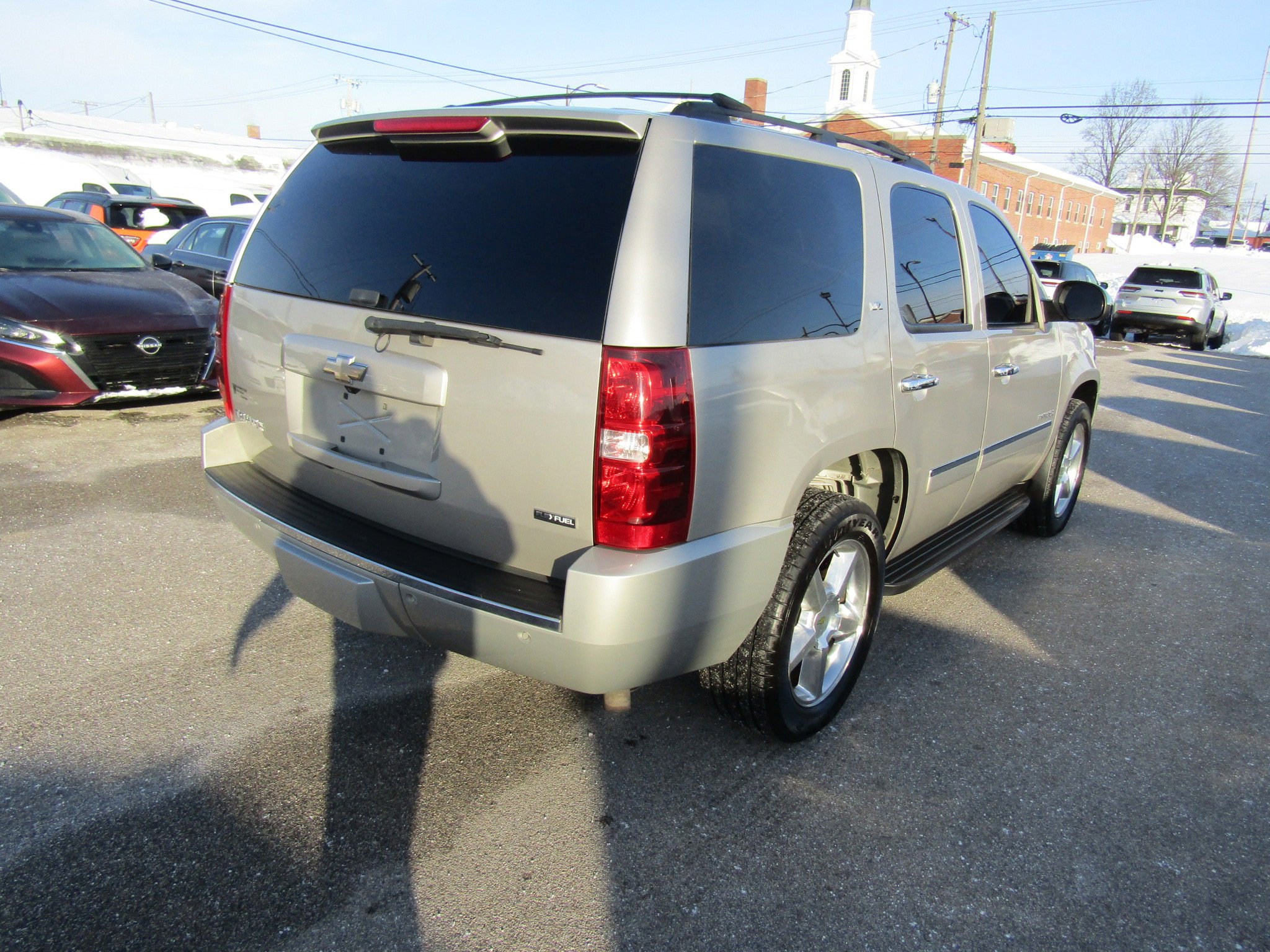Used 2009 Chevrolet Tahoe LTZ AWD/4WD image 3