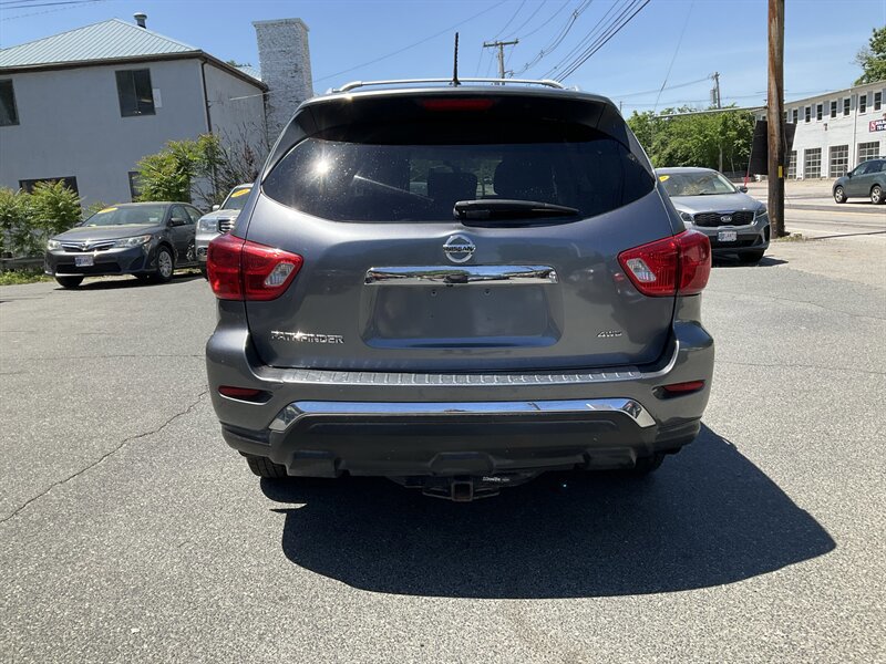 Used 2017 Nissan Pathfinder S AWD/4WD image 6