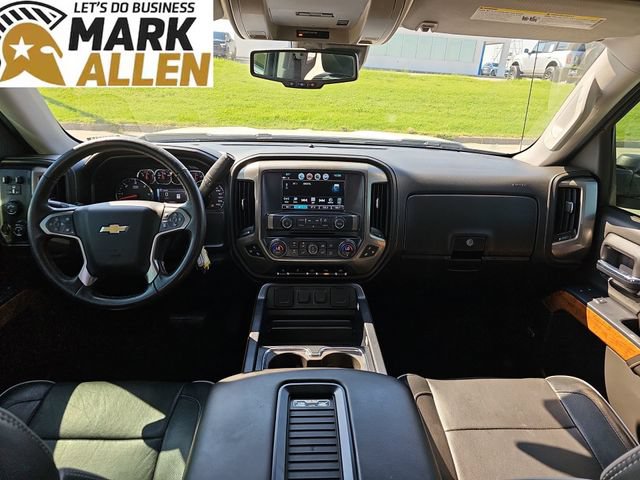 Used 2017 Chevrolet Silverado 1500 High Country AWD/4WD image 19