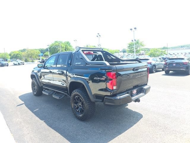 New 2026 Chevrolet Colorado ZR2 w/ Midnight Edition AWD/4WD image 4