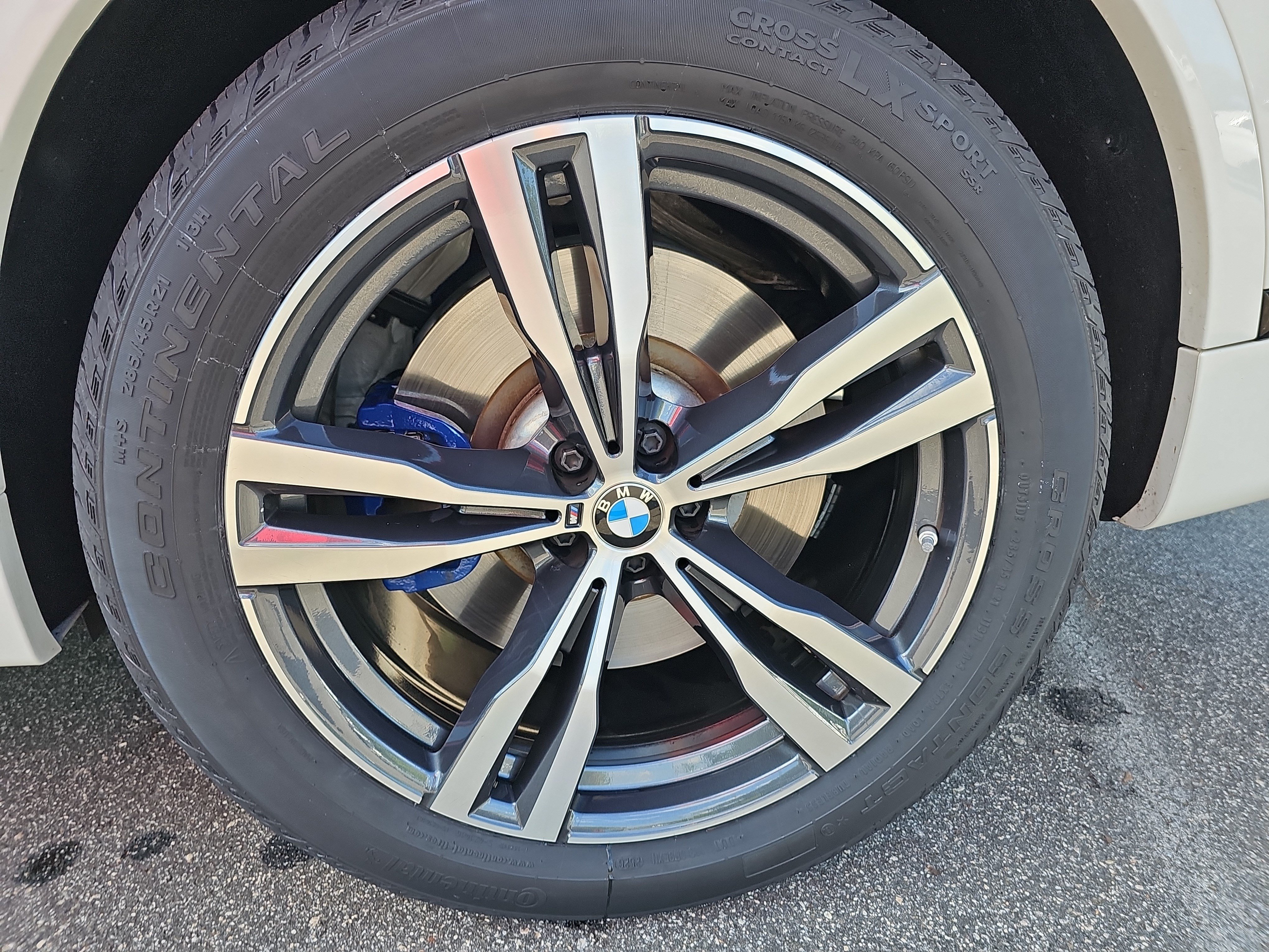Certified 2025 BMW X7 M60i w/ Executive Package AWD/4WD image 36
