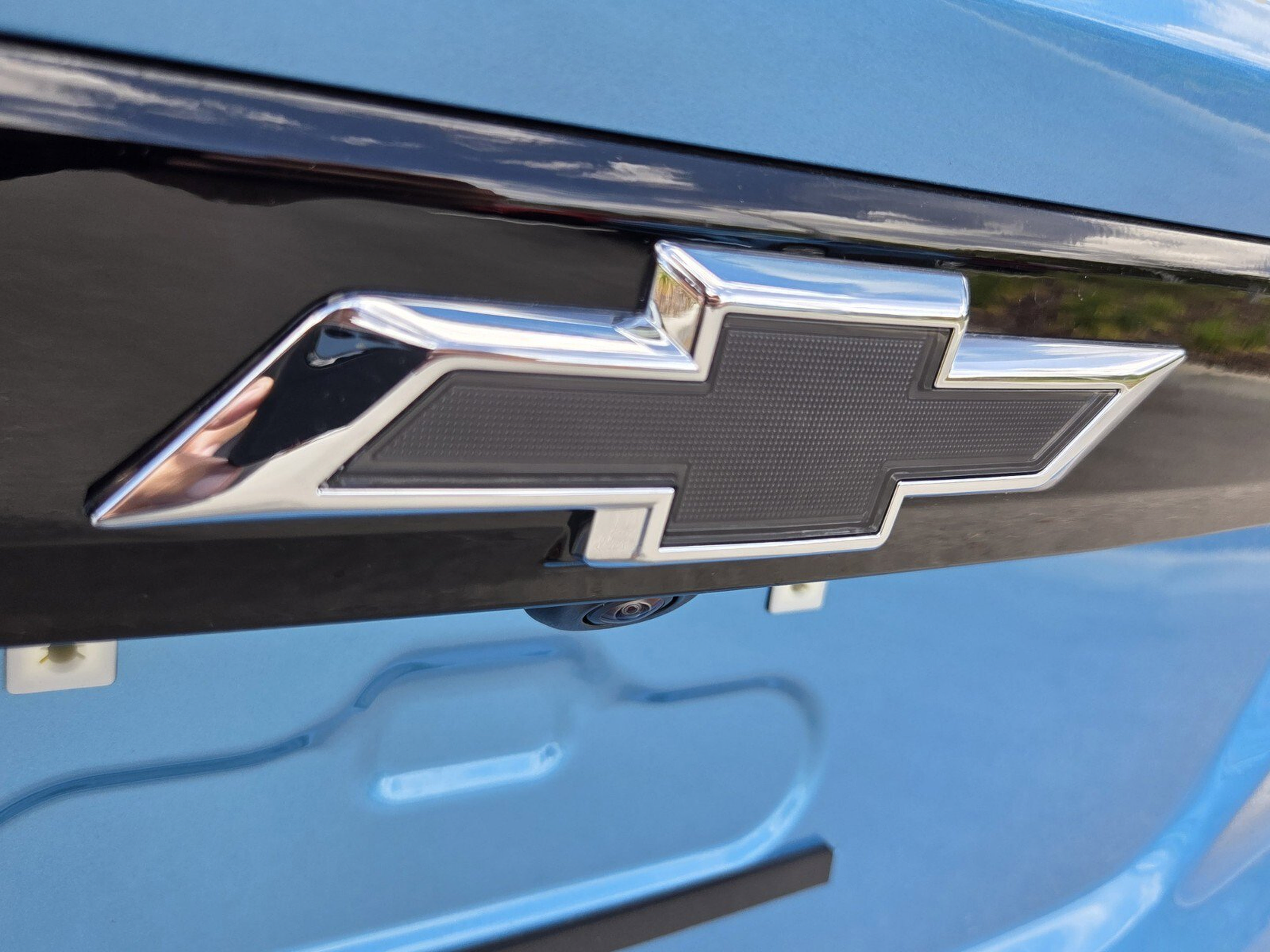 New 2027 Chevrolet Bolt RS w/ Technology Package FWD image 30