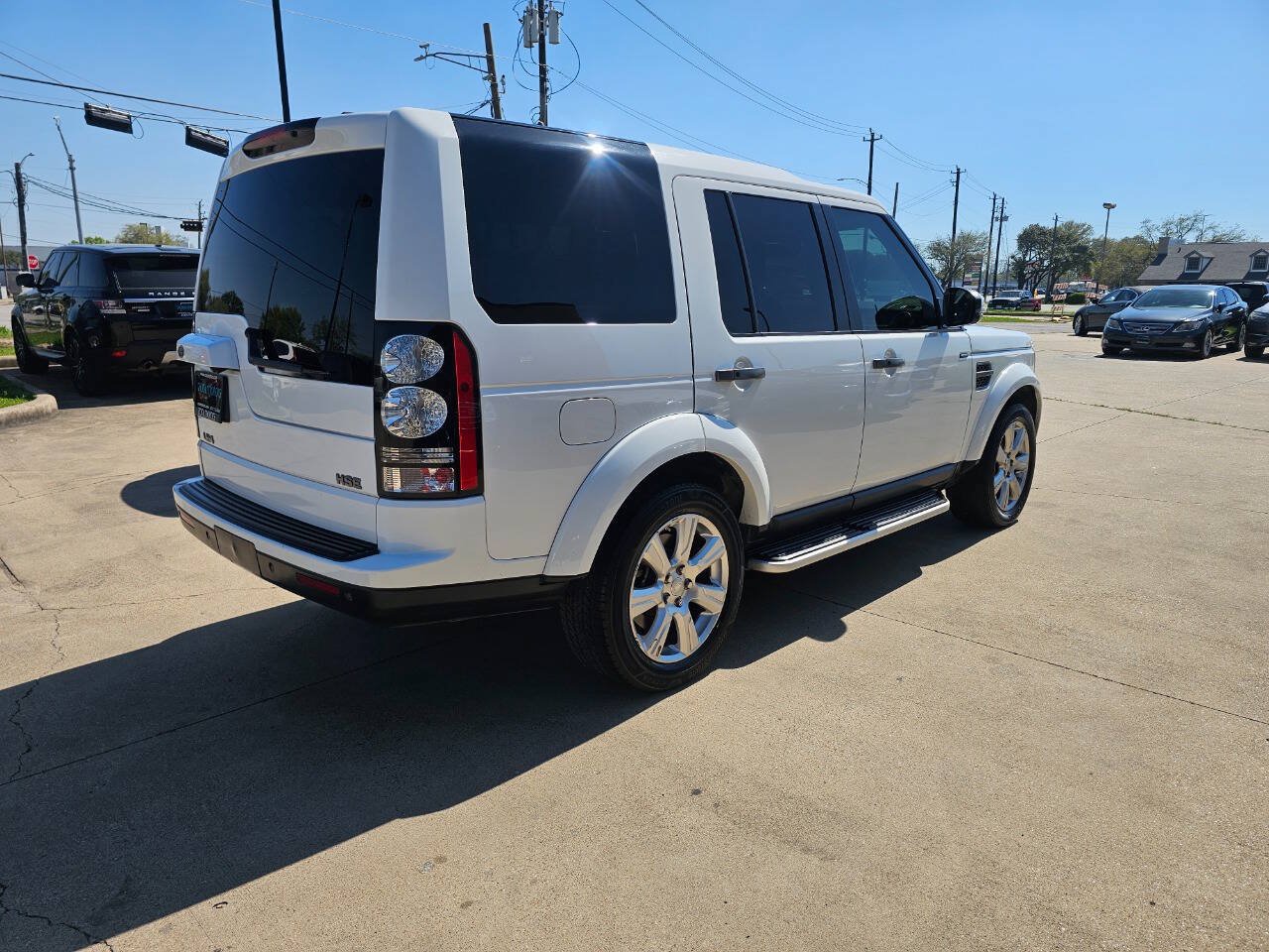 Used 2015 Land Rover LR4 HSE AWD/4WD image 4
