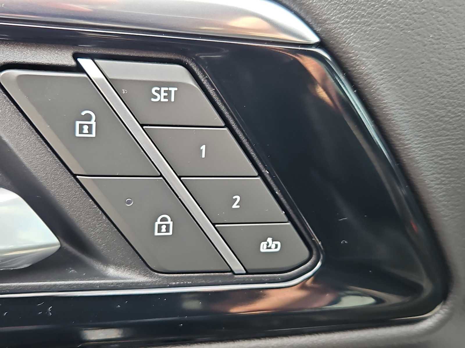 Certified 2025 Chevrolet Suburban Z71 image 20