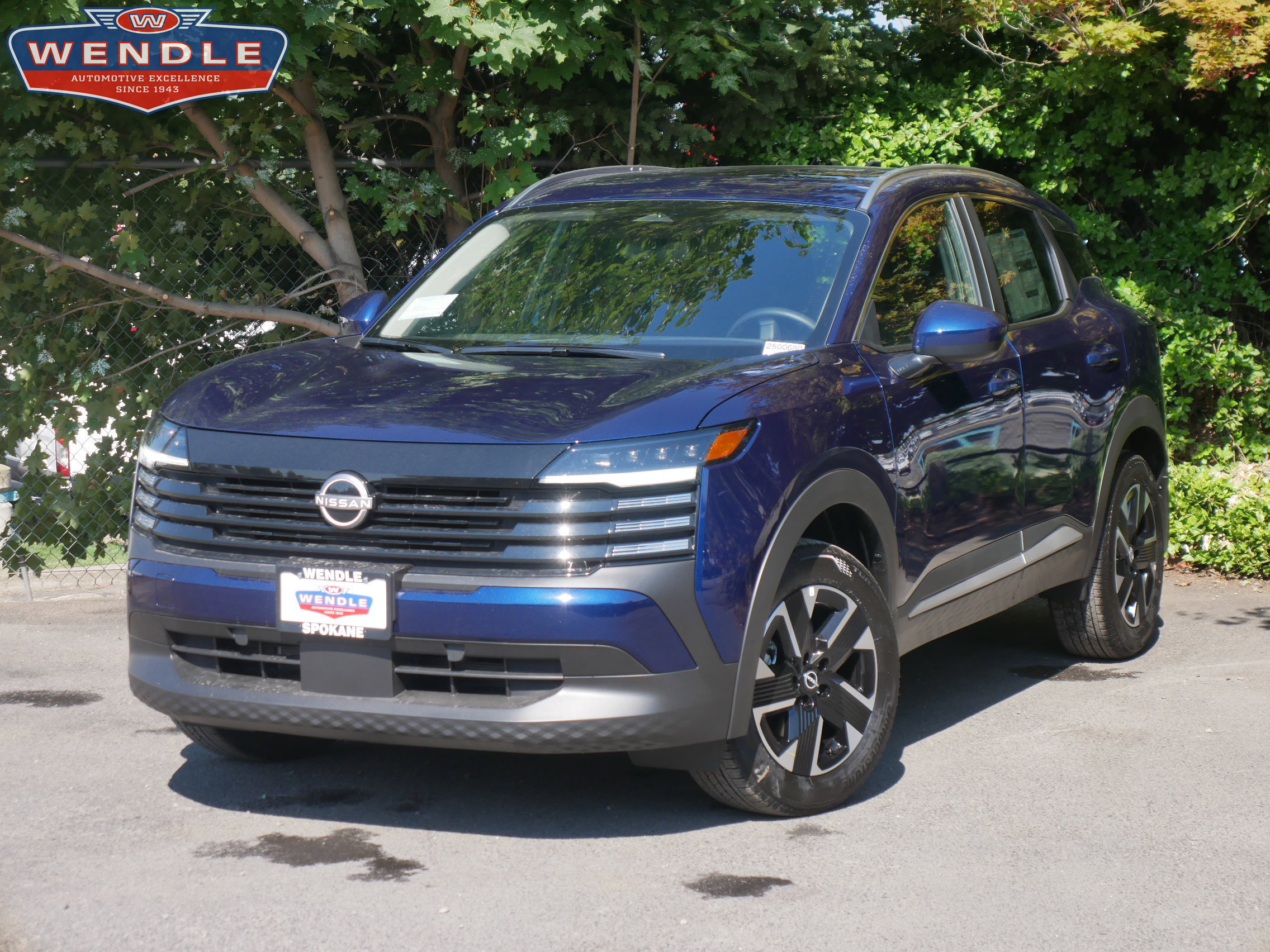 New 2025 Nissan Kicks SV w/ SV Premium Package image 1