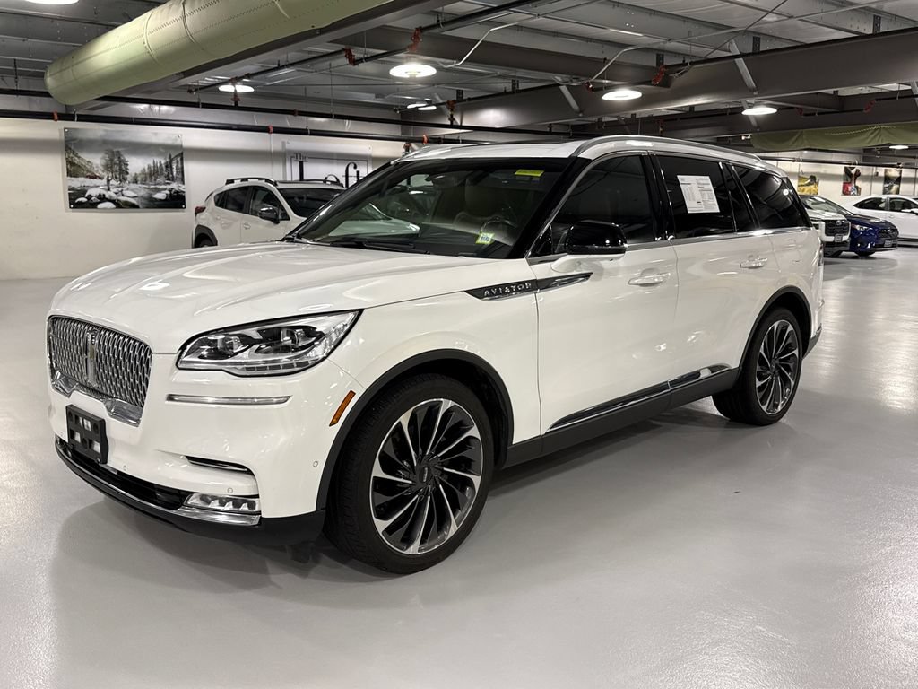 Used 2022 Lincoln Aviator Reserve w/ Equipment Group 201A AWD/4WD image 5