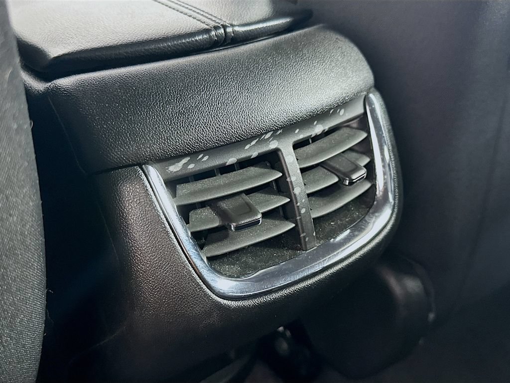Used 2024 Chevrolet Malibu LT FWD image 32