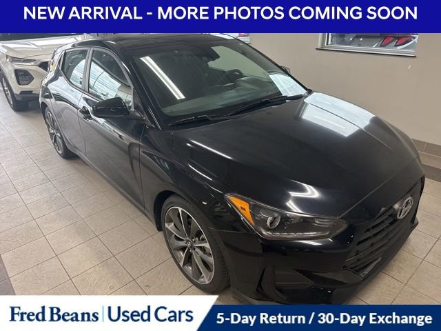 Used 2019 Hyundai Veloster 2.0 Premium FWD image 3