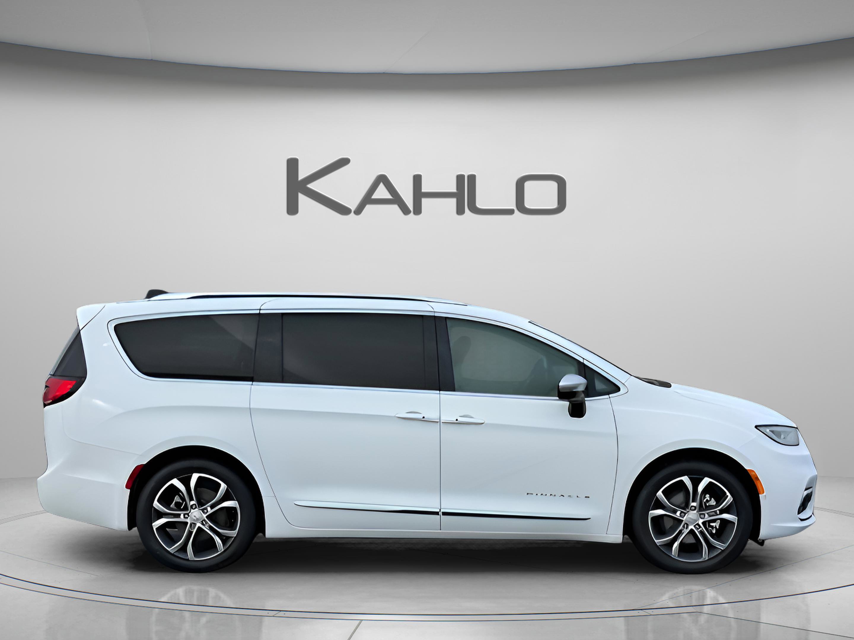 New 2026 Chrysler Pacifica Pinnacle image 6