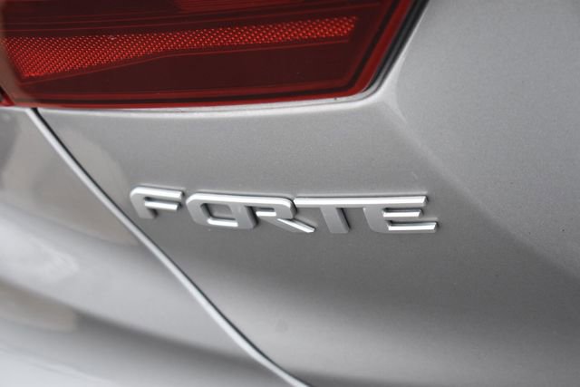 Certified 2023 Kia Forte LXS image 12